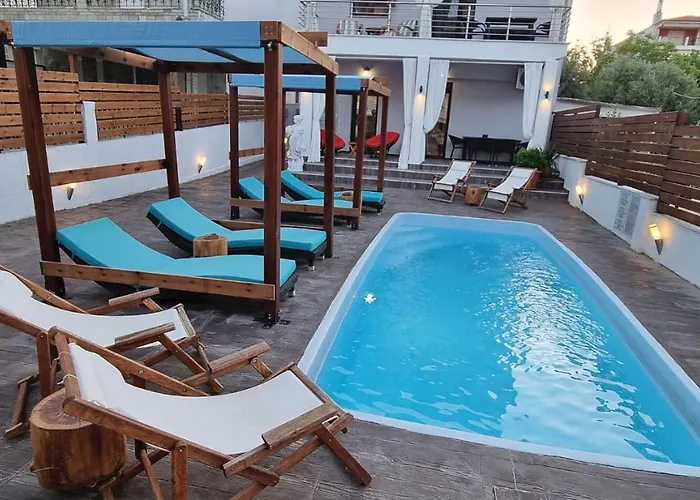 Вилла Azzuro Ground Floor Nea Kallikrateia