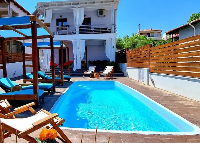 Azzuro Ground Floor Вилла Nea Kallikrateia